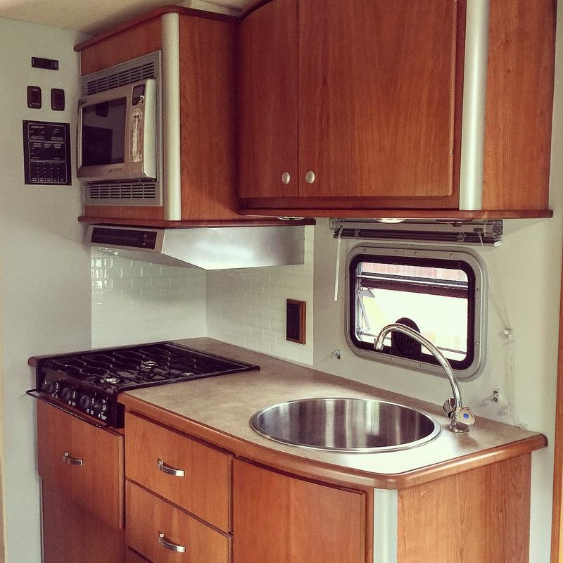 Maude's Modifications: Class C RV Remodel - Florida RV Trade ...